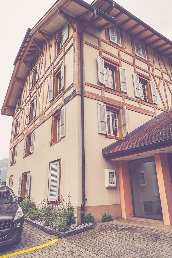 Отель Guest Haus On The Lake Darligen Экстерьер фото
