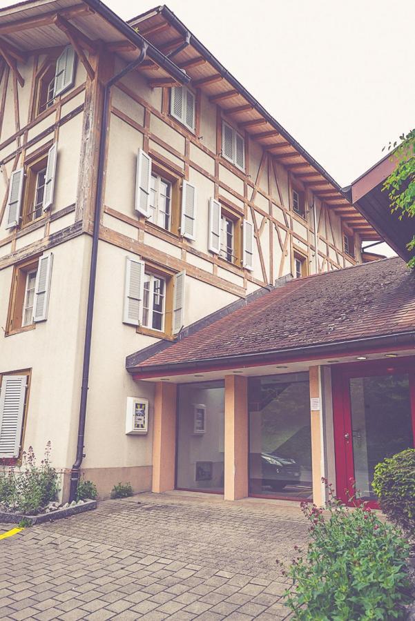 Отель Guest Haus On The Lake Darligen Экстерьер фото